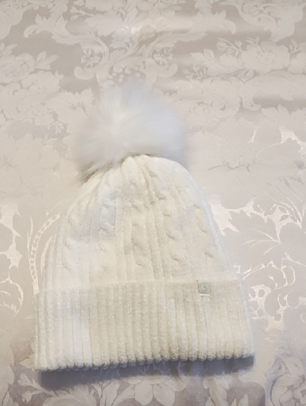 Women’s Cream Cable Knit Pom Pom Beanie Hat